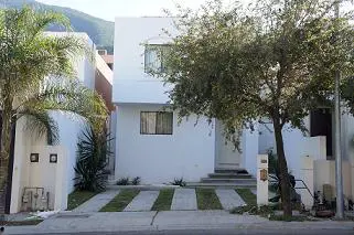 Casa en Renta Bosques de Contry, Sector Privado — foto 1 de 8
