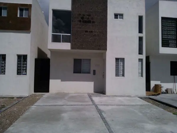 Renta Casa Colonia Valle Azul Apodaca — foto 1 de 11