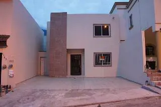 Casa en Venta en Satelite Acueducto — foto 1 de 11