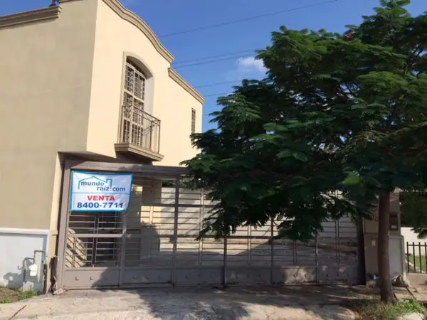 casas en venta en cerradas de santa rosa — foto 1 de 8