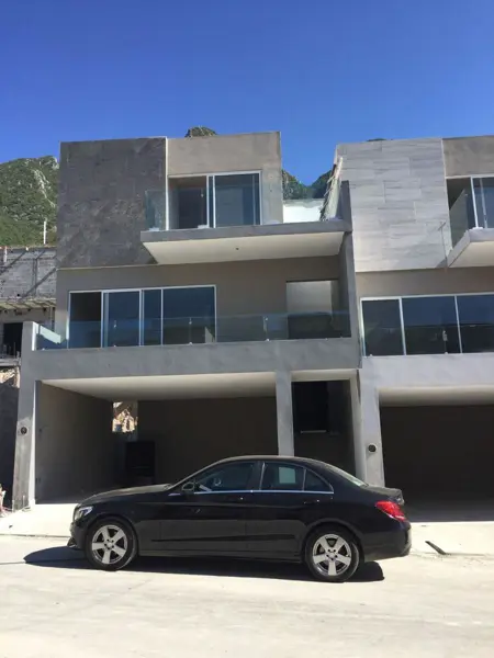 Casa en Venta Paseo del Vergel Carretera Nacional — foto 1 de 21