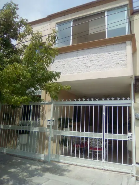 Casa en Venta Santa Catarina — foto 1 de 23