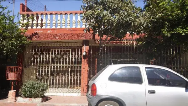 Venta de Casa Nogalar San Nicolas de los Garza — foto 1 de 9