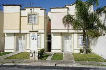 Casa en Venta en Sierra Morena, Como Nueva Impecable! — foto 1 de 7