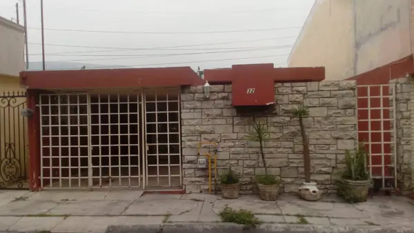 Casa - San Nicolás de los Garza — foto 1 de 10