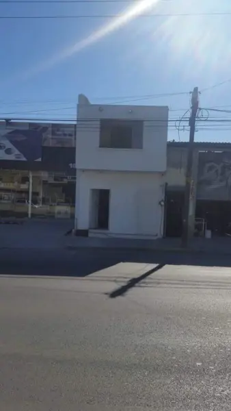 Casa en Renta Colonia Industrial - Uso Habitacional o Comercial — foto 1 de 11