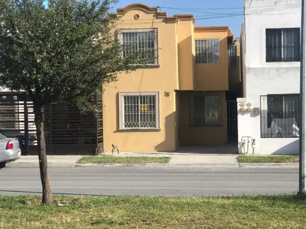 Casa - Santa Cecilia — foto 1 de 11