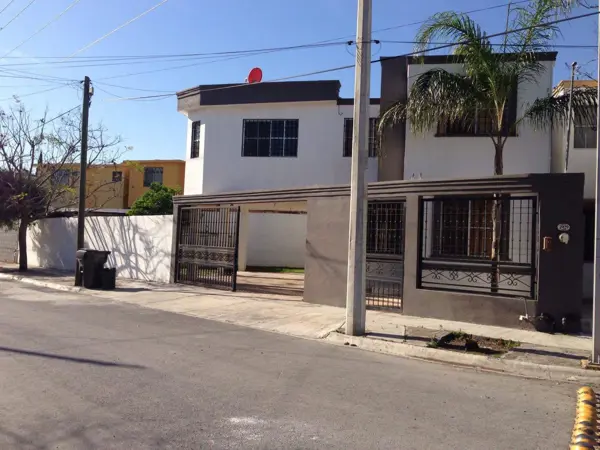 Casa - Misión Santa Fé — foto 1 de 10