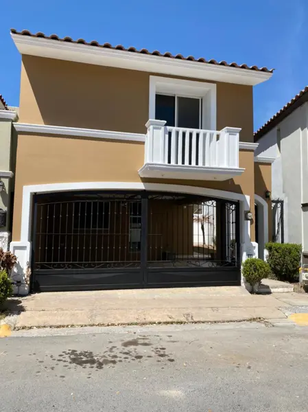 RENTA Casa - Cerradas de Valle Alto — foto 1 de 11