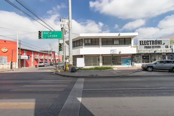 Local - Centro — foto 1 de 25