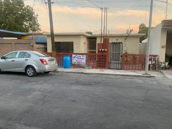 Casa Venta Col Chapultepec San Nicolas de los Garza — foto 1 de 3