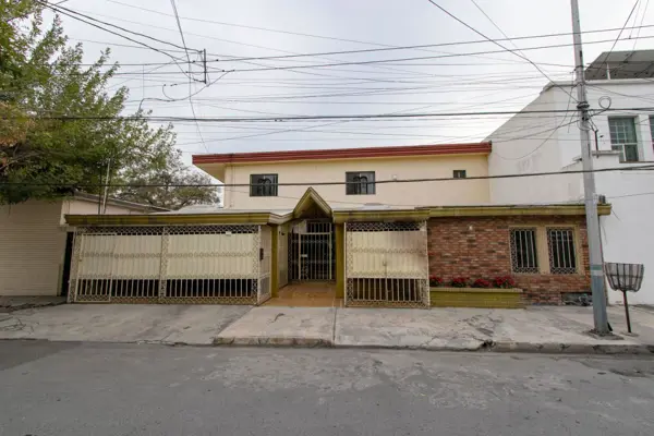 Casa Venta Anahuac San Nicolas de los Garza — foto 1 de 43