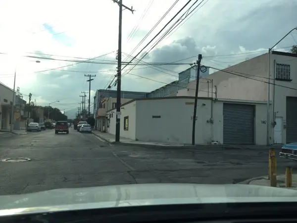 Venta Local Comercial Semiamueblado Col Madero Monterrey Muy Centrico — foto 1 de 9