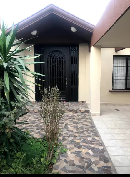 Casa - Anahuac — foto 1 de 30