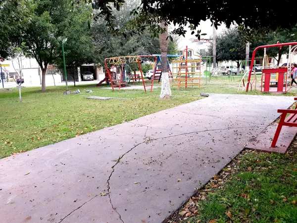 Casa - Hacienda Santa Fe — foto 1 de 22