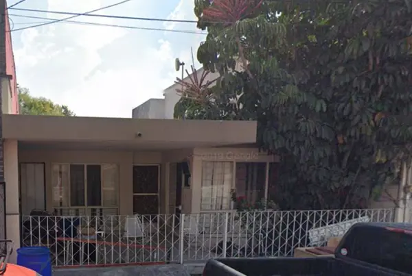 Casa Venta Colonia Madero Monterrey N L por Fundidora — foto 1 de 13