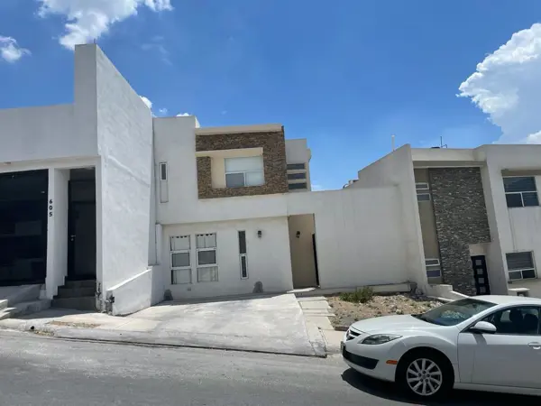 Casa Venta Misión Santa Catarina — foto 1 de 21