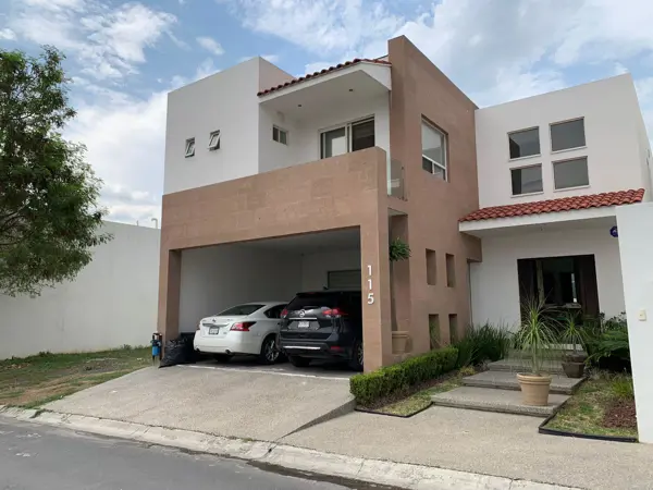 Venta Casa Valle del Cristal Carretera Nacional Monterrey Nuevo Leon — foto 1 de 22
