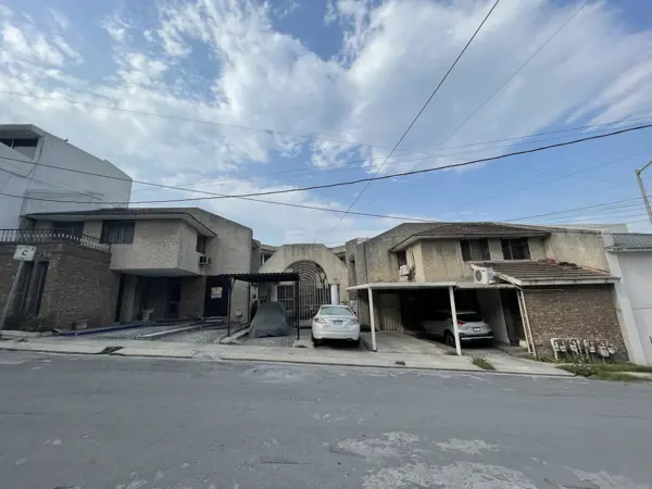Casa en Renta Condocasa Cumbres Monterrey — foto 1 de 13