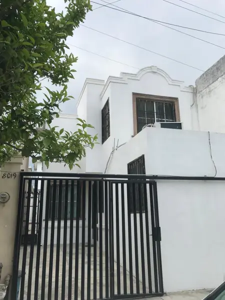 Casa en Venta Colonia Mision Santa Fe Guadalupe Nl — foto 1 de 17
