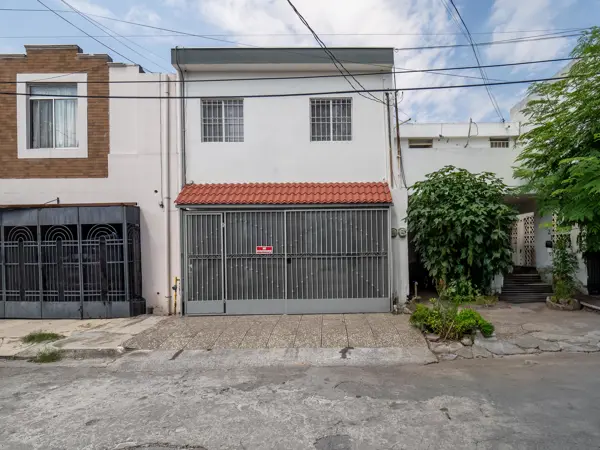 Casa en Venta Colonia Getsemani en San Nicolas de los Garza — foto 1 de 22