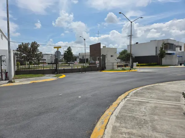 Casa en Renta en Apodaca N L — foto 1 de 37