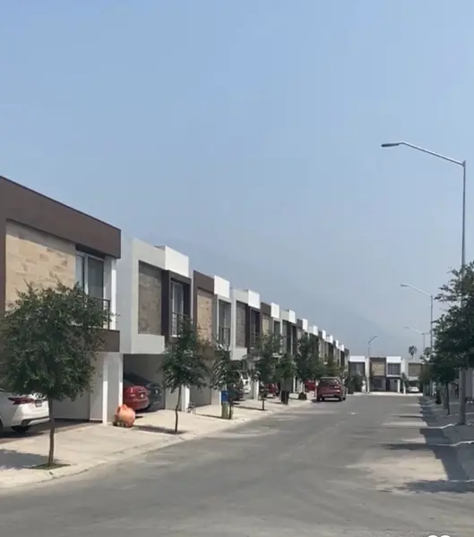 Casa en venta en Fraccionamiento Arezzo Residencial, García — foto 2 de 17