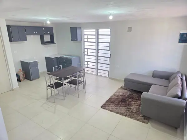 Casa en renta en Valle del Norte, Salinas Victoria — foto 3 de 16