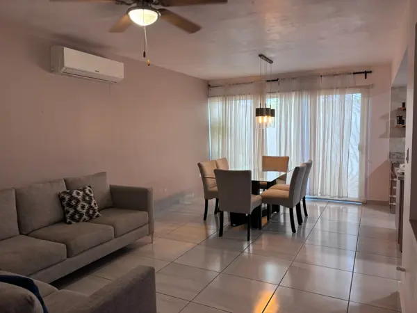 Casa en renta en Cerradas de Rinconada, Apodaca — foto 3 de 15