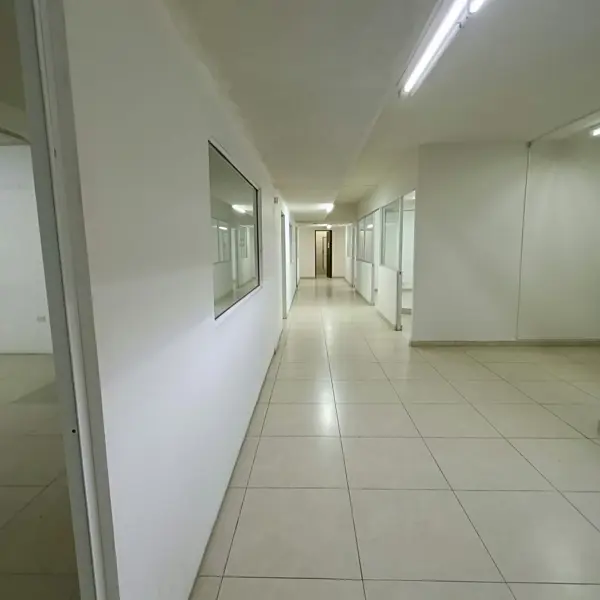 Edificio en renta en Centro, Monterrey — foto 2 de 14