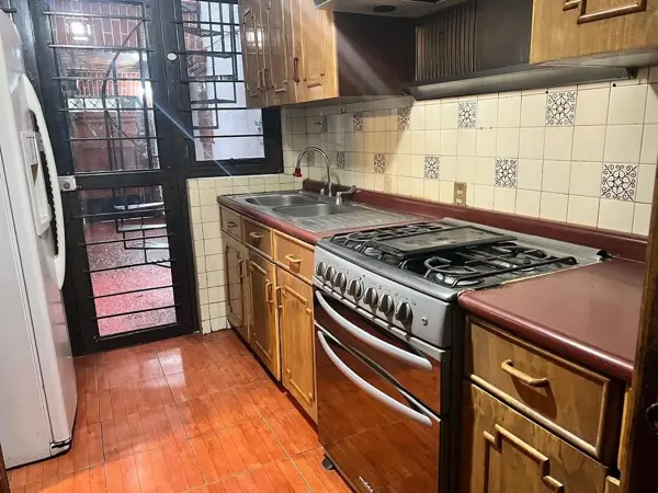Casa en Del Carmen, Coyoacán, Ciudad de México — foto 1 de 12