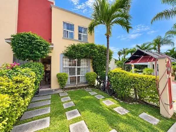 Casa en Condominio con Alberca en Paseos del Río | Emiliano Zapata | Sur de Cuernavaca — foto 1 de 18