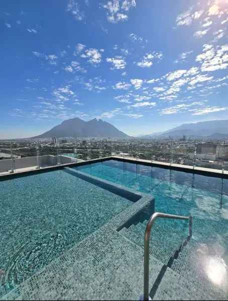 Departamento en Renta – Torre Una, Santa Lucía | 3 Recámaras — foto 1 de 13