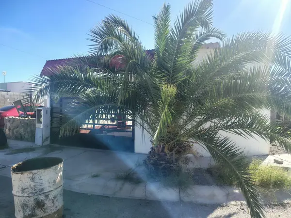 Casa en venta en Los Álamos $830,000 — foto 1 de 17