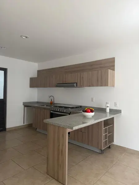 Casa en Renta en Juriquilla Condominio Torre de Piedra — foto 1 de 18
