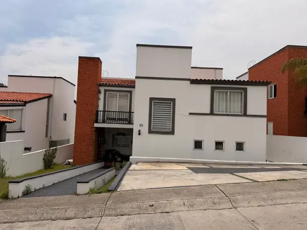 Casa en Bosque Esmeralda, Atizapán de Zaragoza, México — foto 1 de 44