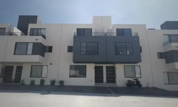 Casa en venta en El Marqués, Querétaro: confort y accesibilidad — foto 1 de 17