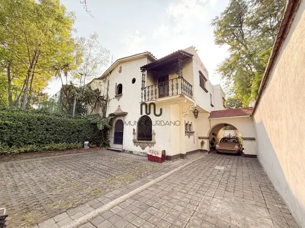 Casa en Venta en Av Paseo de la Reforma Lomas de Chapultepec — foto 1 de 11