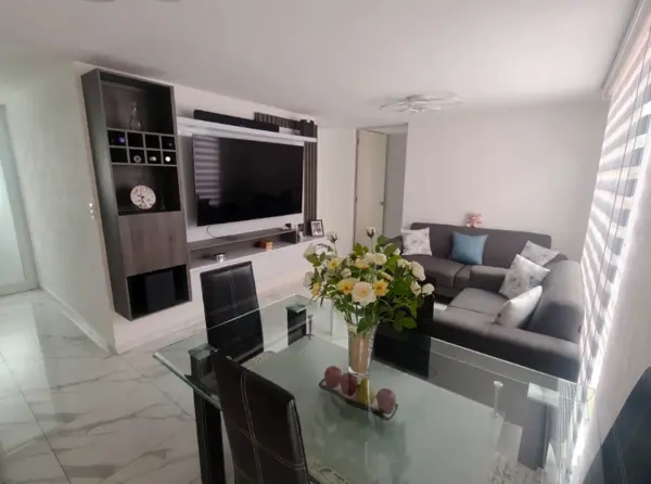 Departamento en Venta en San Miguel, Iztapalapa, CDMX | 3 Recámaras, 2 Baños y Estacionamiento — foto 1 de 14