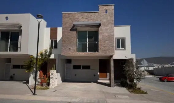 Casa en Venta en La Vista Residencial, Querétaro - Amplia y Bien Ubicada — foto 1 de 15