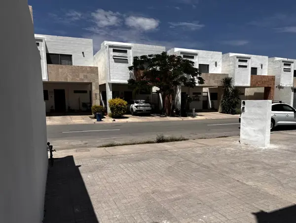Casa en Villas del Renacimiento, Torreón, Coahuila de Zaragoza — foto 1 de 19