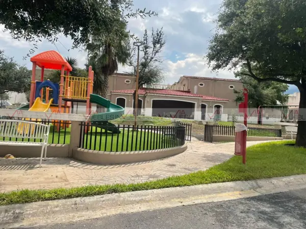 Casa en renta en Cerradas de Cumbres, Monterrey — foto 3 de 22
