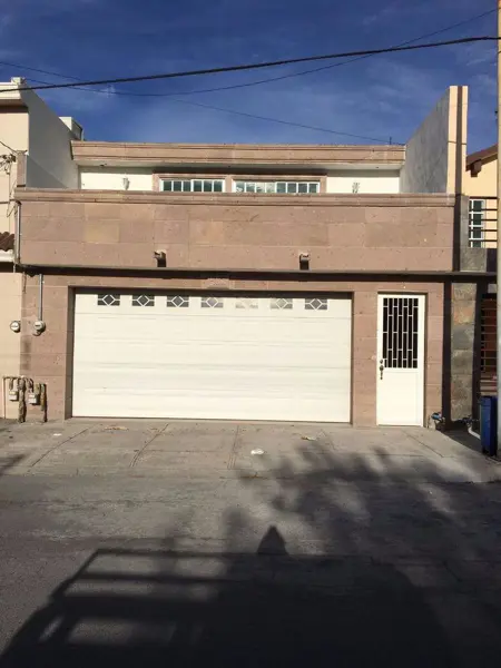 Casa en Venta Colonia Puerta del Norte Escobedo — foto 1 de 11