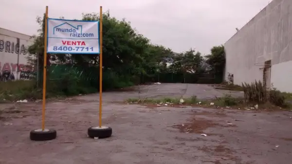 Venta Terreno Comercial en Puerta del Norte (NEGOCIABLE) — foto 1 de 2