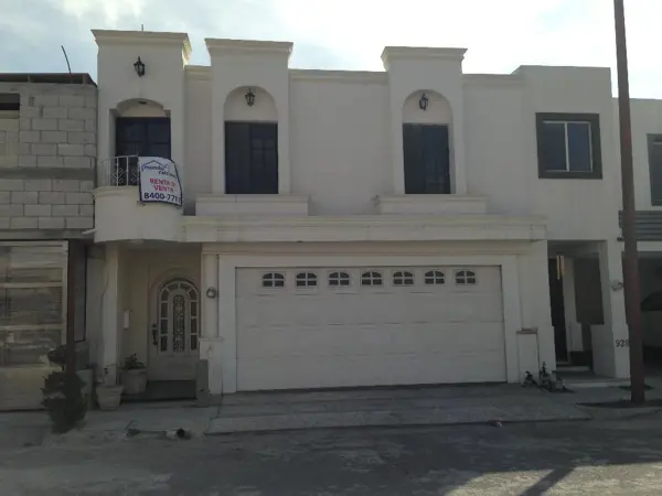 Venta de Casa en Cerradas de Anahuac en General Escobedo — foto 1 de 10