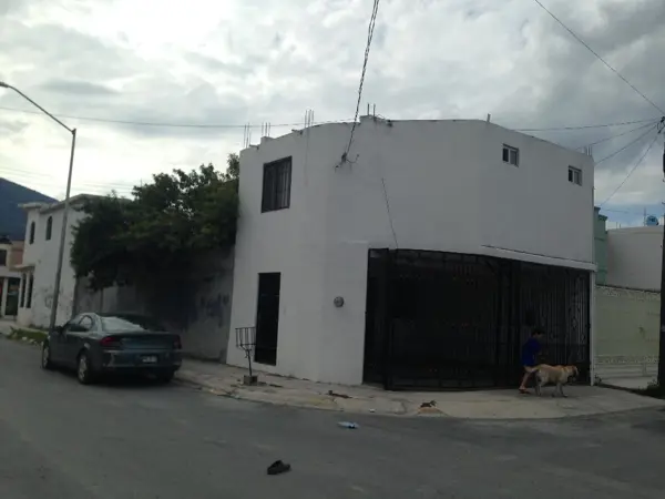 Venta Casa en Colonia Joyas de Anahuac — foto 1 de 2