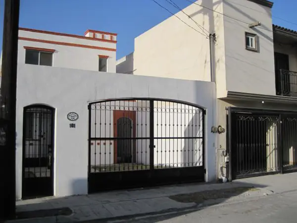 Casa en renta en Jardines del Canada, General Escobedo — foto 2 de 9