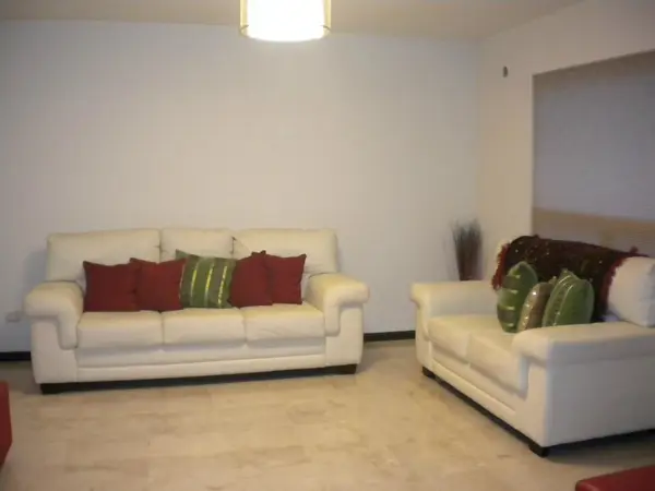 Casa en venta en Quintas de Anahuac, General Escobedo — foto 3 de 16
