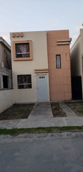 Casa - Privadas del Los Sauces — foto 1 de 9
