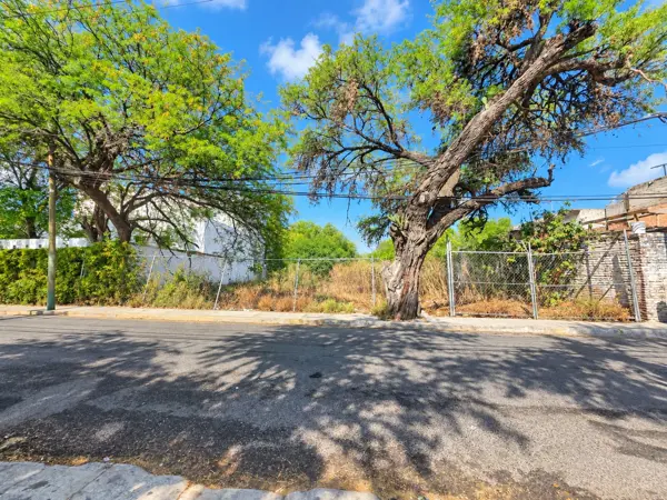 Terreno en venta Uso de suelo Comercial y Habitacional CORREGIDORA, QUERETARO — foto 1 de 3